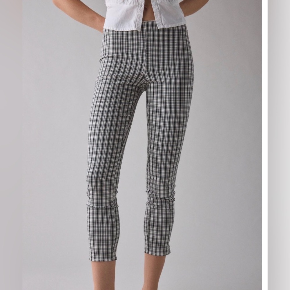 NWOT UO Ellie Smart Stretch High-Rise Cropped, xxs